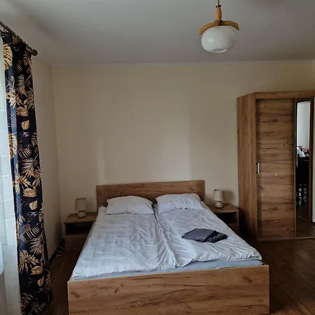 Krzywy Zakatek *